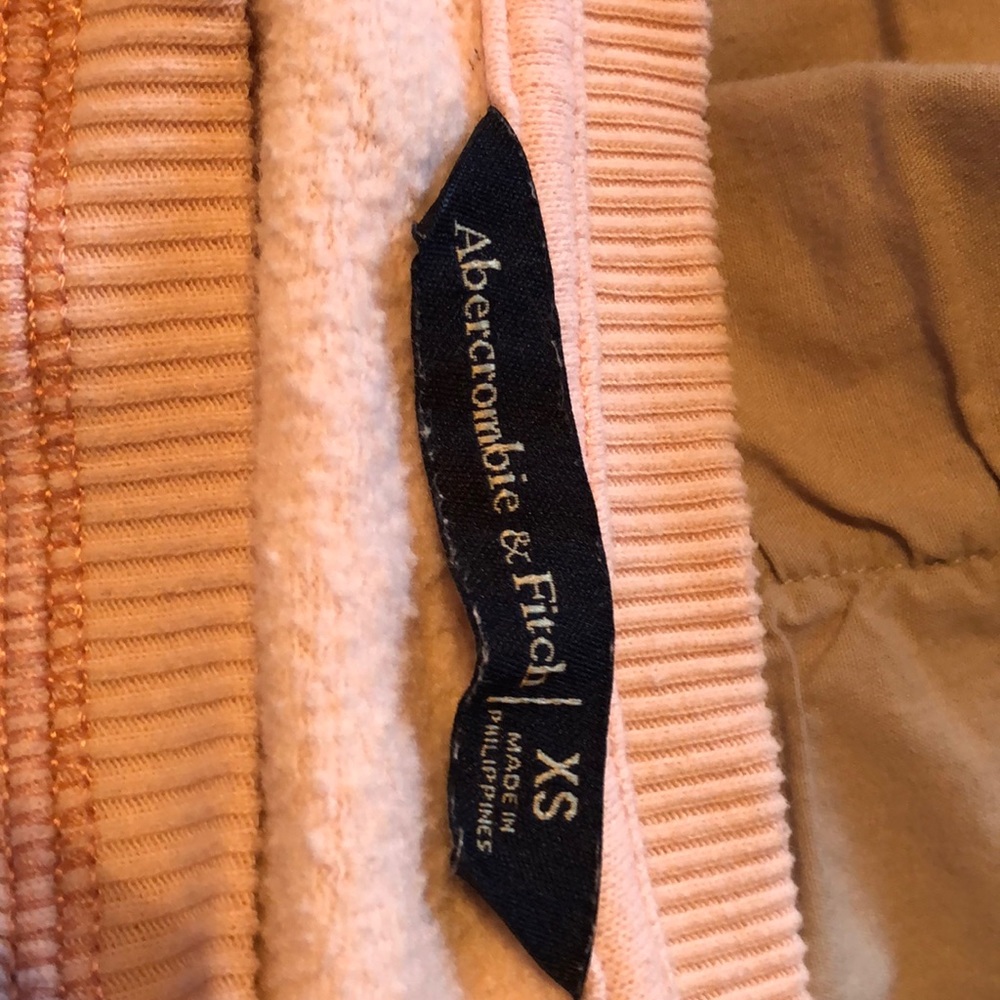 Sweatshirt - Picture 3 of 4
